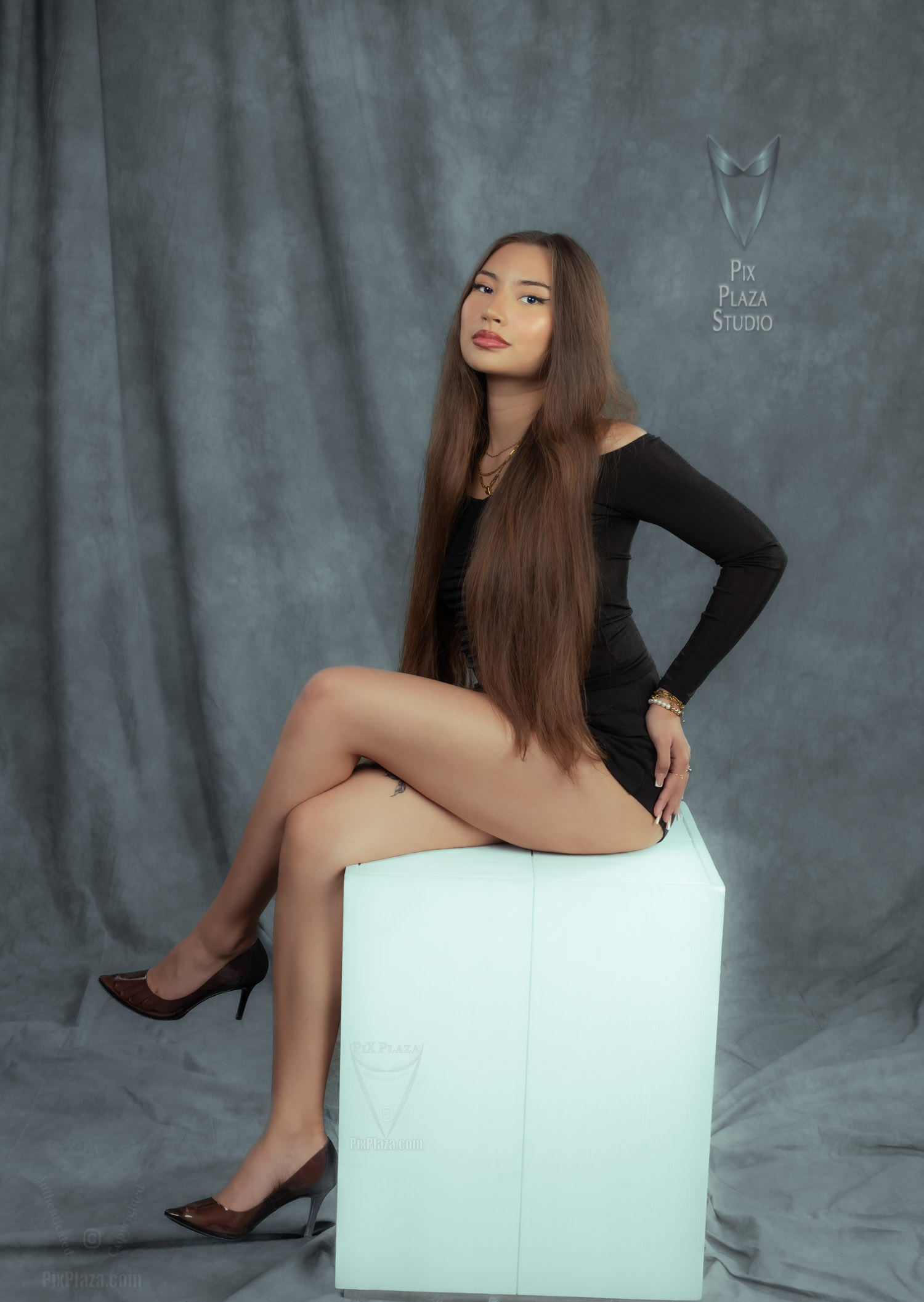 PixPlaza-7630 PixPlaza-7630